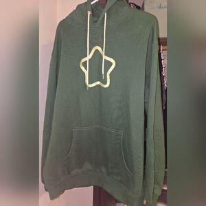 Sykkuno V-Tuber Green Leaf With Star Hoodie XXLARGE